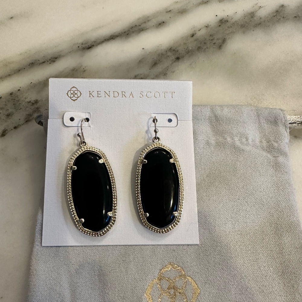 Kendra Scott Black and Gold Elle Earrings
